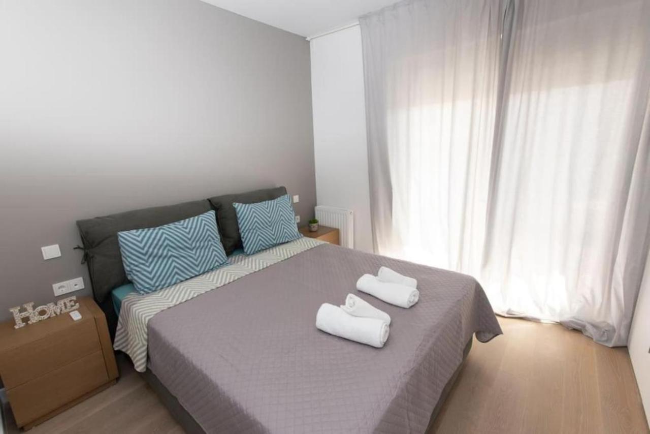 Modern Apartment Close To Athens City Center Exterior photo